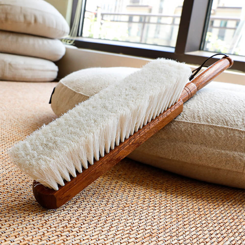 Brosse de nettoyage multifonction à poils de laine et manche en bois de santal
