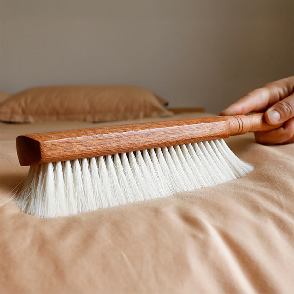 Brosse de nettoyage multifonction à poils de laine et manche en bois de santal