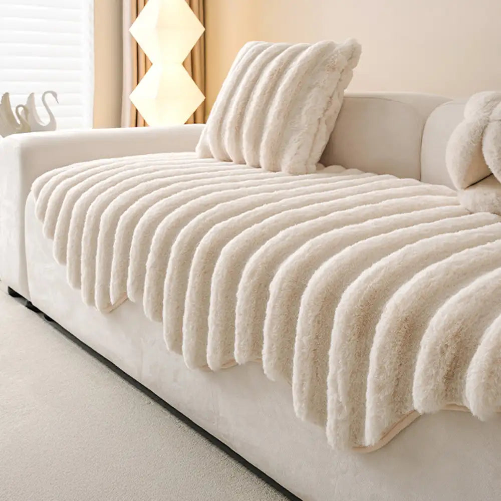 Housse de canapé en peluche moelleuse décorative pour protéger les meubles
