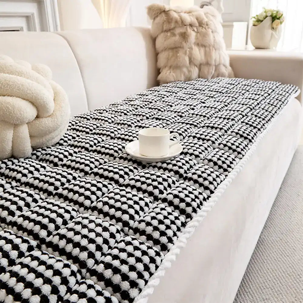 Housse de canapé épaisse en peluche matelassée antidérapante adaptée aux animaux