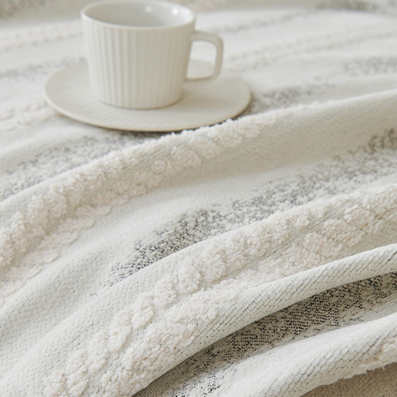Housse de canapé en chenille avec franges et motifs à rayures