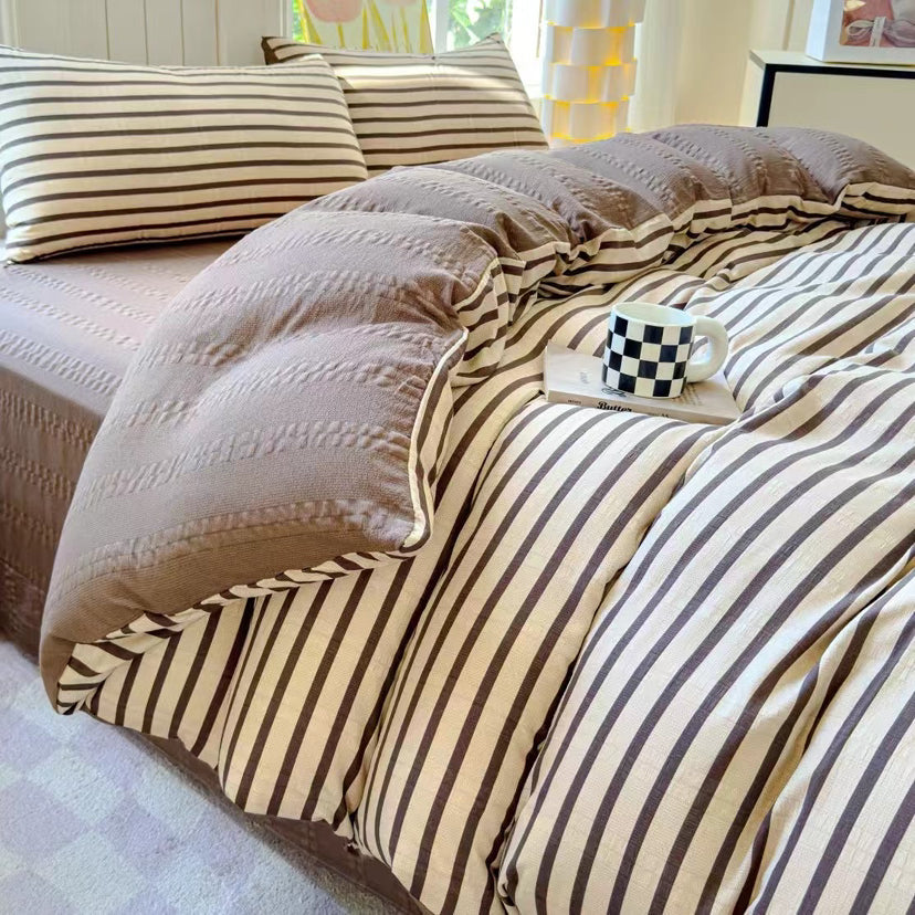Parure de lit en duvet à rayures au style moderne et confortable
