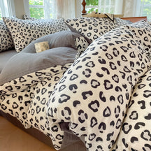 Parure de lit en duvet à rayures au style moderne et confortable