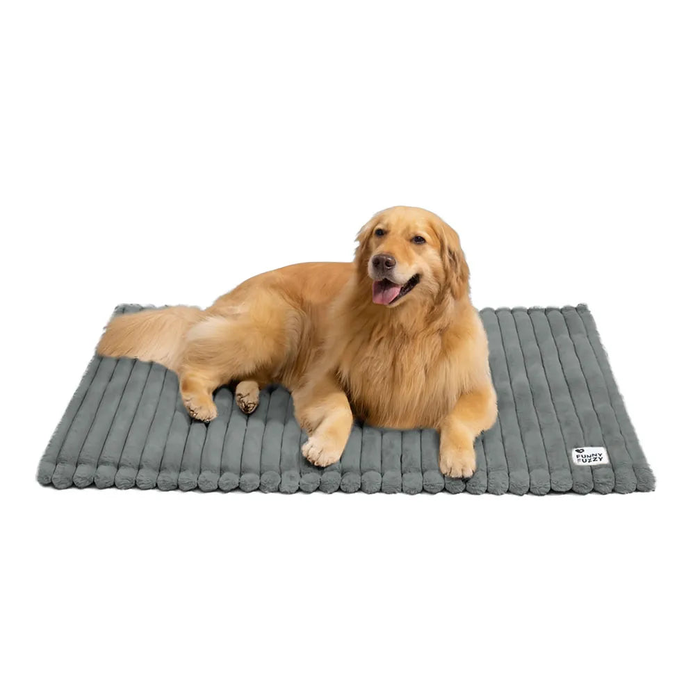 Tapis pour animaux en fausse fourrure de lapin lavable et chaud - ComfyEase