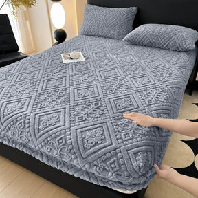 Housse de matelas en velours de lait chaud gaufré de style baroque