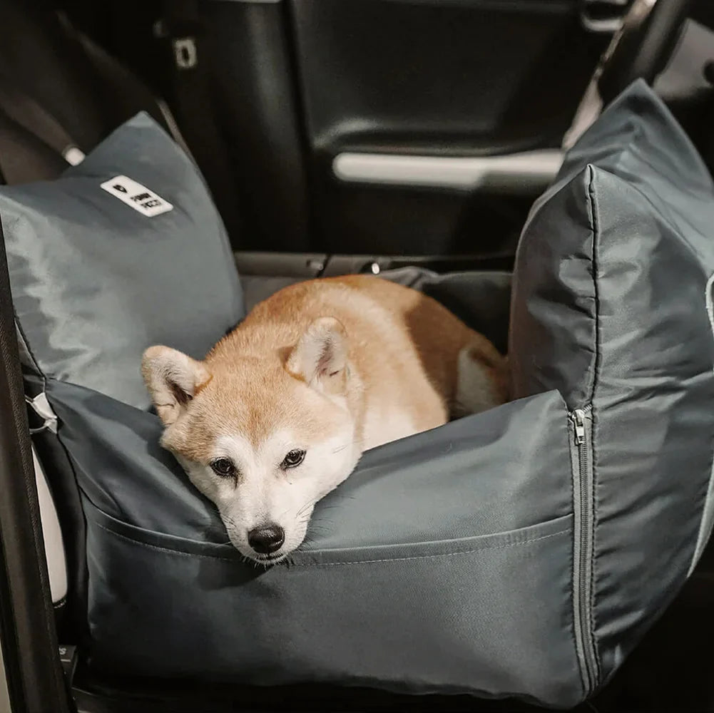 Siège auto pour chien imperméable ISOFIX avec système - Première classe