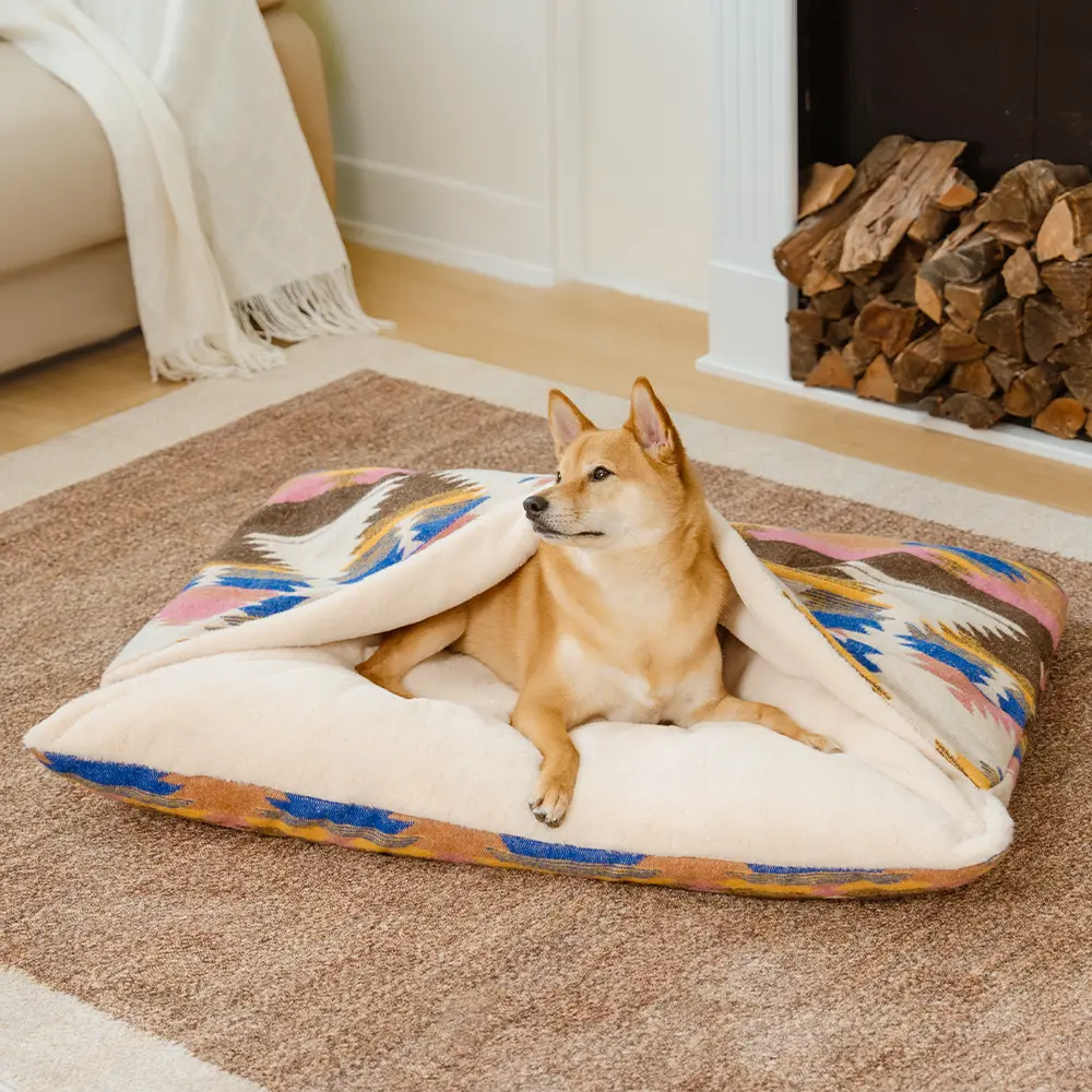 Lit apaisant réversible pour chien style bohème toutes saisons - HugSack