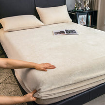 Housse de matelas en velours de lait uni