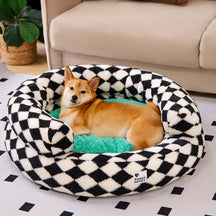 Lit pour chien lavable classique Argyle Bolster Donut - Cozy Haven