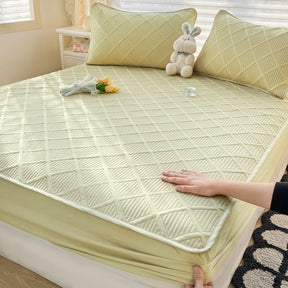 Parure de draps de protection imperméable antidérapante et douce pour la peau pour matelas Confort Classique