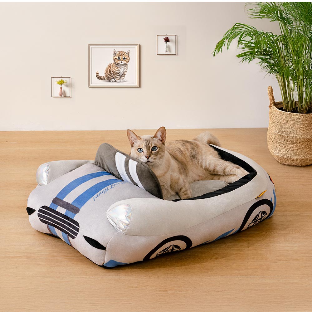 Lit pour chat en forme de voiture de course cabriolet classique - Fast & Fur