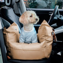 Siège auto imperméable pour chien - Première classe