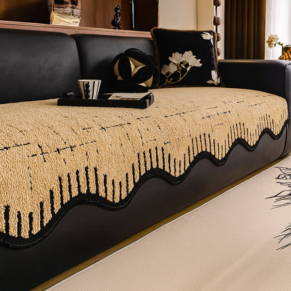 Housse de canapé en peluche épaisse et douce avec bords ondulés irréguliers