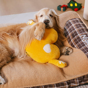 Coussin en peluche FUNNYFUZZY - Hug Heart