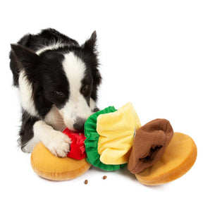 Ensemble de panier-cadeau de jouets pour chiens | Jouets Squeaky Chew en Peluche et Friandises Interactives