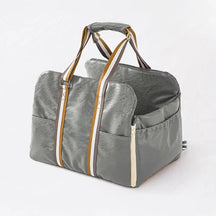 Siège pour animaux de compagnie et transporter de voiture en cuir artificiel deluxe, console centrale de sécurité 3-en-1.