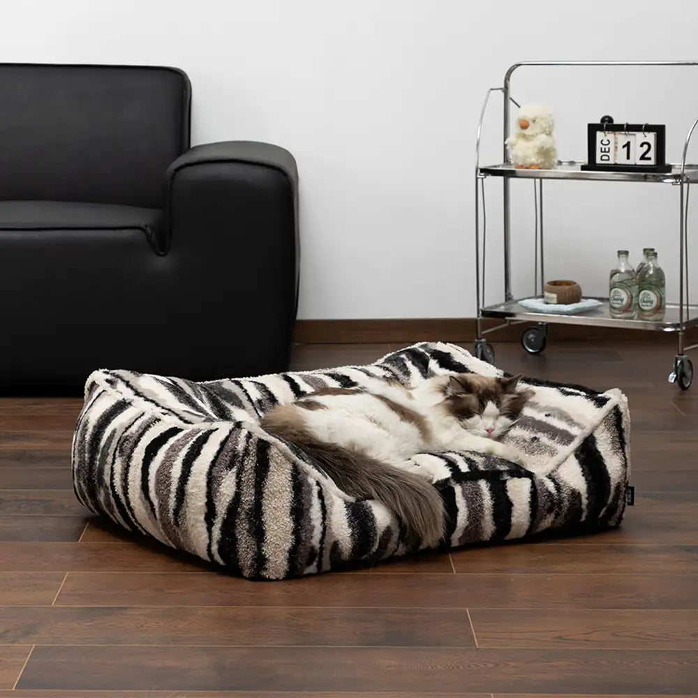 Lit pour chien large en fausse laine d’agneau artistique chaud résistant aux griffures et confortable pour un sommeil profond