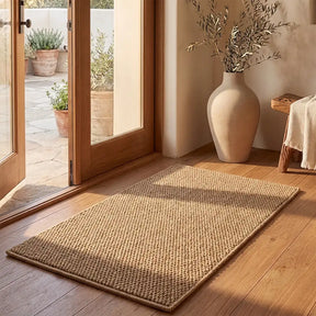 Tapis grattant pour chat en faux sisal classique épais, anti-rayures et antidérapant.
