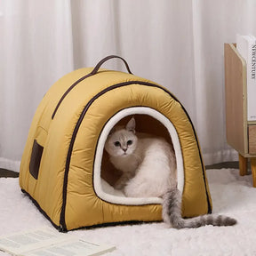 Caverne pour chat enveloppante et résistante à l'eau, lit pour chien au sommeil profond, lavable et confortable.
