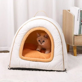 Caverne pour chat enveloppante et résistante à l'eau, lit pour chien au sommeil profond, lavable et confortable.