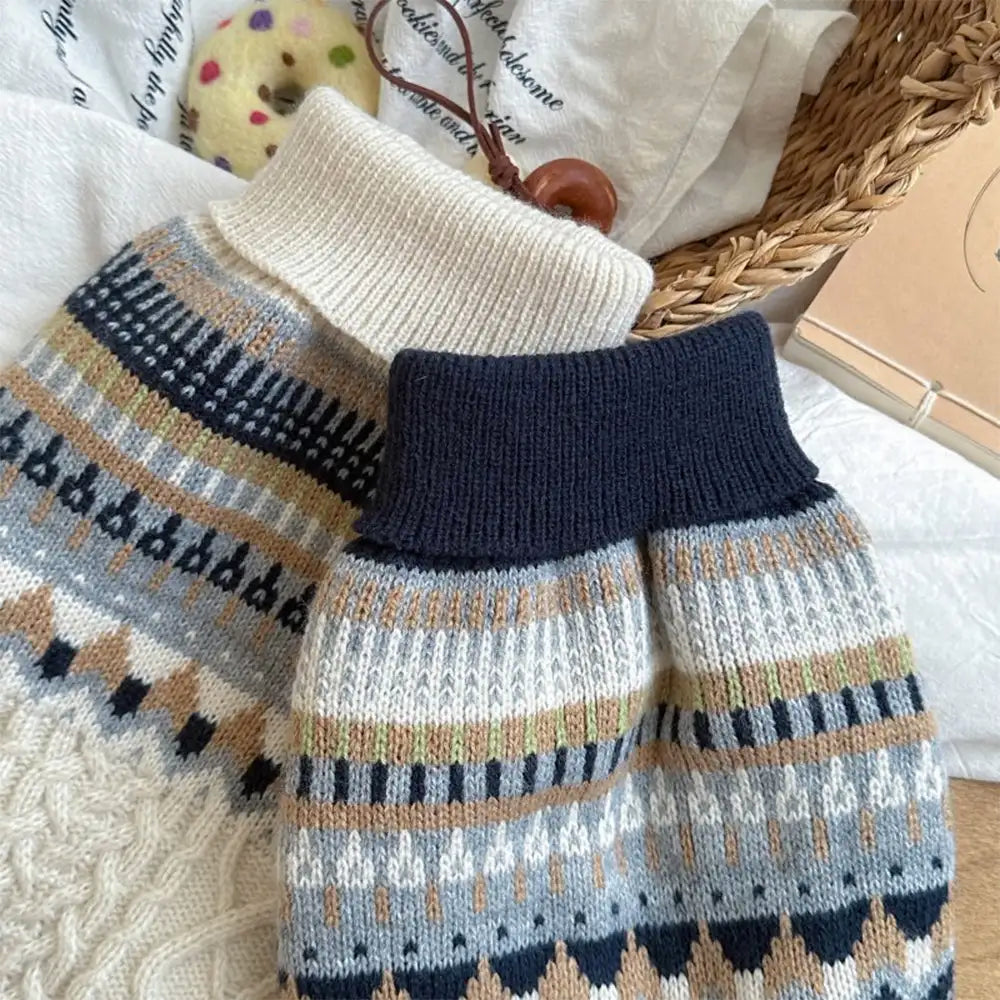 Pull en lin tricoté avec motif Fair Isle et col classique pour chien