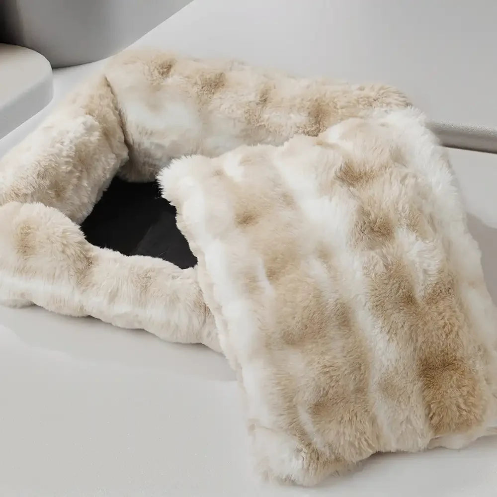 Lit moelleux en velours faux lapin pour chiens et chats
