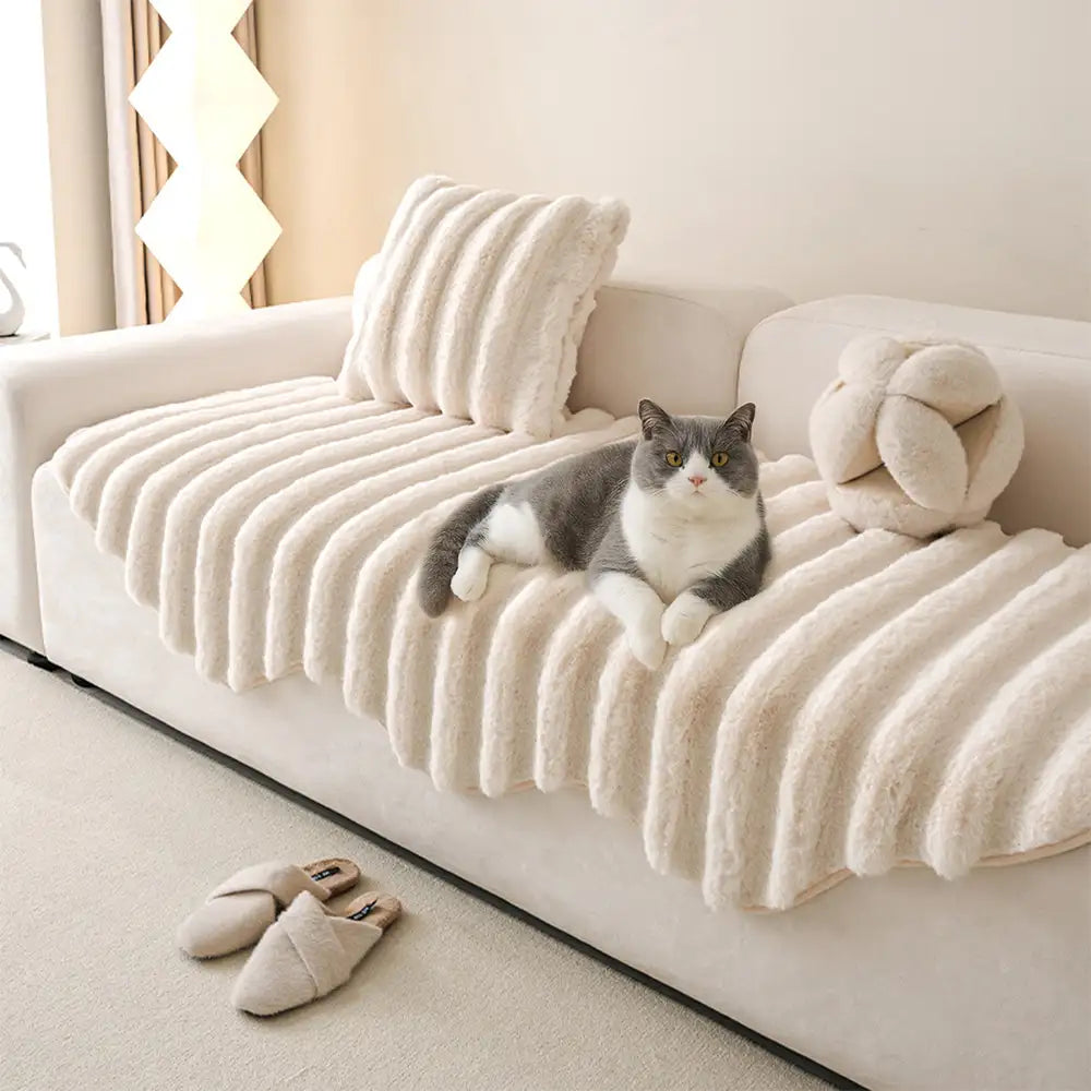Housse de canapé en peluche moelleuse décorative pour protéger les meubles