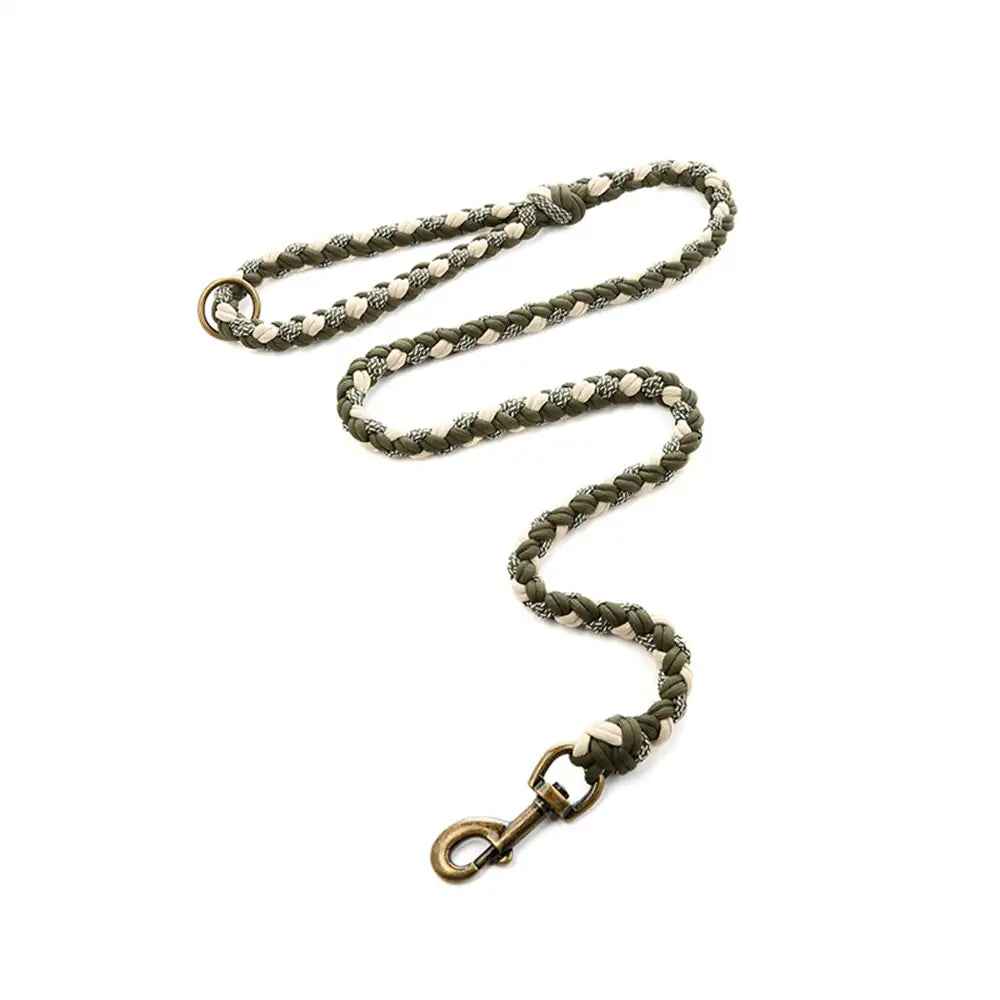 La laisse pour chien en nylon tissée à la main et de qualité supérieure pour chiens de taille moyenne et grande.