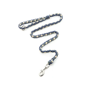 La laisse pour chien en nylon tissée à la main et de qualité supérieure pour chiens de taille moyenne et grande.