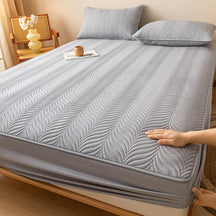 Housse de matelas imperméable matelassée pour animaux avec design à couture zippée