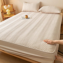 Housse de matelas imperméable matelassée pour animaux avec design à couture zippée