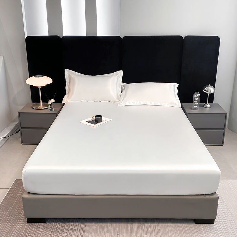 Housse de matelas imperméable en satin ajustée résistante aux poils pour animaux de compagnie