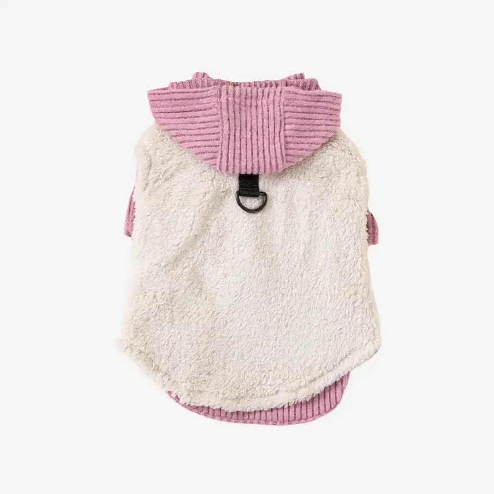 Ensemble pour chien en deux pièces : manteau en peluche et pull à col roulé assorti.