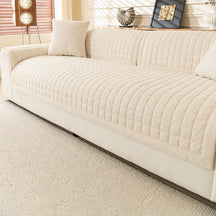 Housse de canapé quiltée carrée simple et confortable, anti-dérapante.