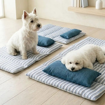 Tapis pour chien rafraîchissant en soie de glace rayée, antidérapant, avec coussin.