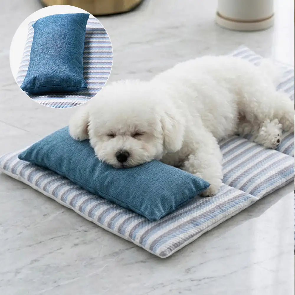 Tapis pour chien rafraîchissant en soie de glace rayée, antidérapant, avec coussin.