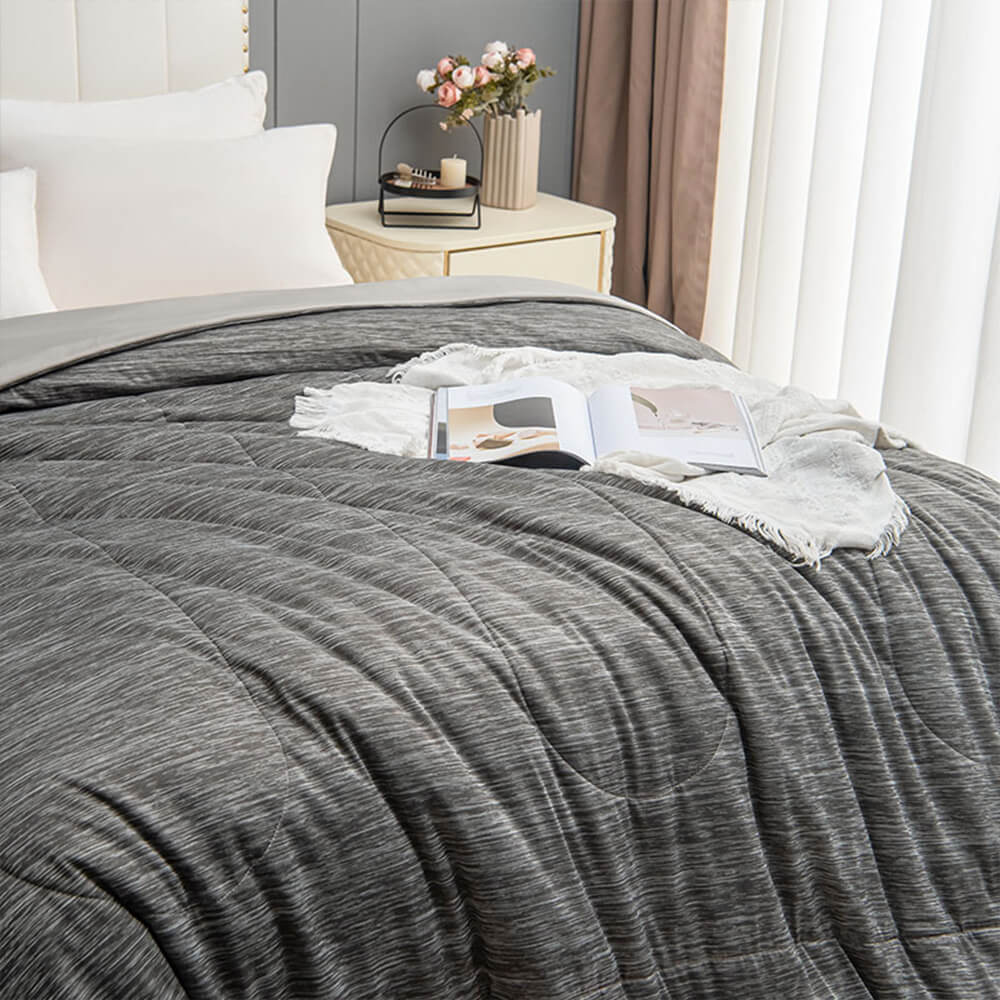 Couette légère respirante et douce pour la peau pour sommeil profond et rafraîchissant