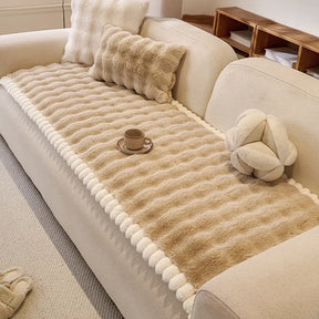 Couvre-canapé en peluche douce en faux lapin, épais, respectueux de la peau et antidérapant.