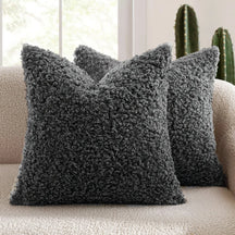 Coussin décoratif stylé en velours doux Teddy