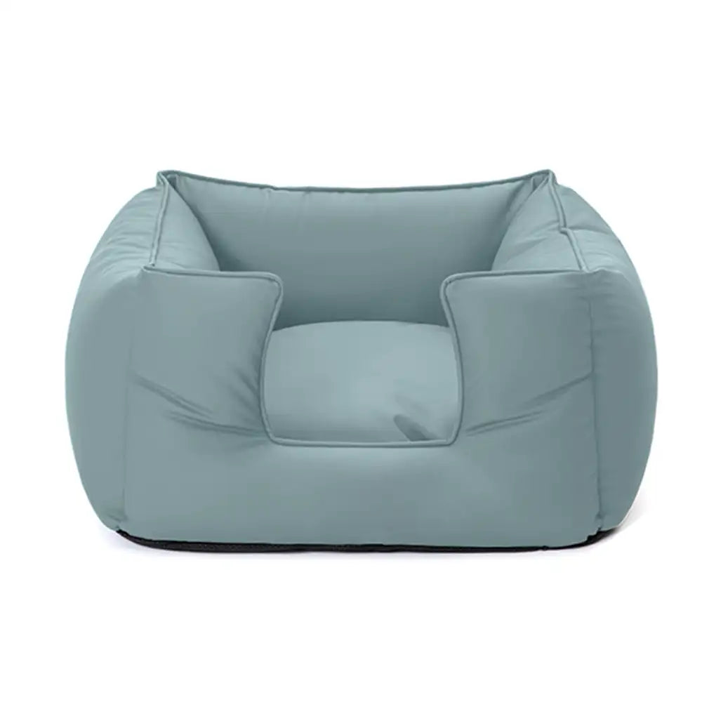 Lit pour chien carré en tissu technologique apaisant imperméable et résistant aux rayures