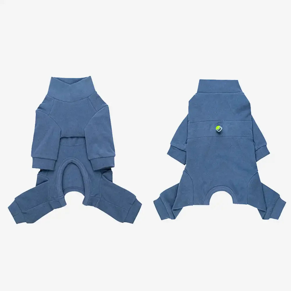 Survêtement en polaire douce et chaude à col montant pour chien à quatre pattes avec taille ajustable.