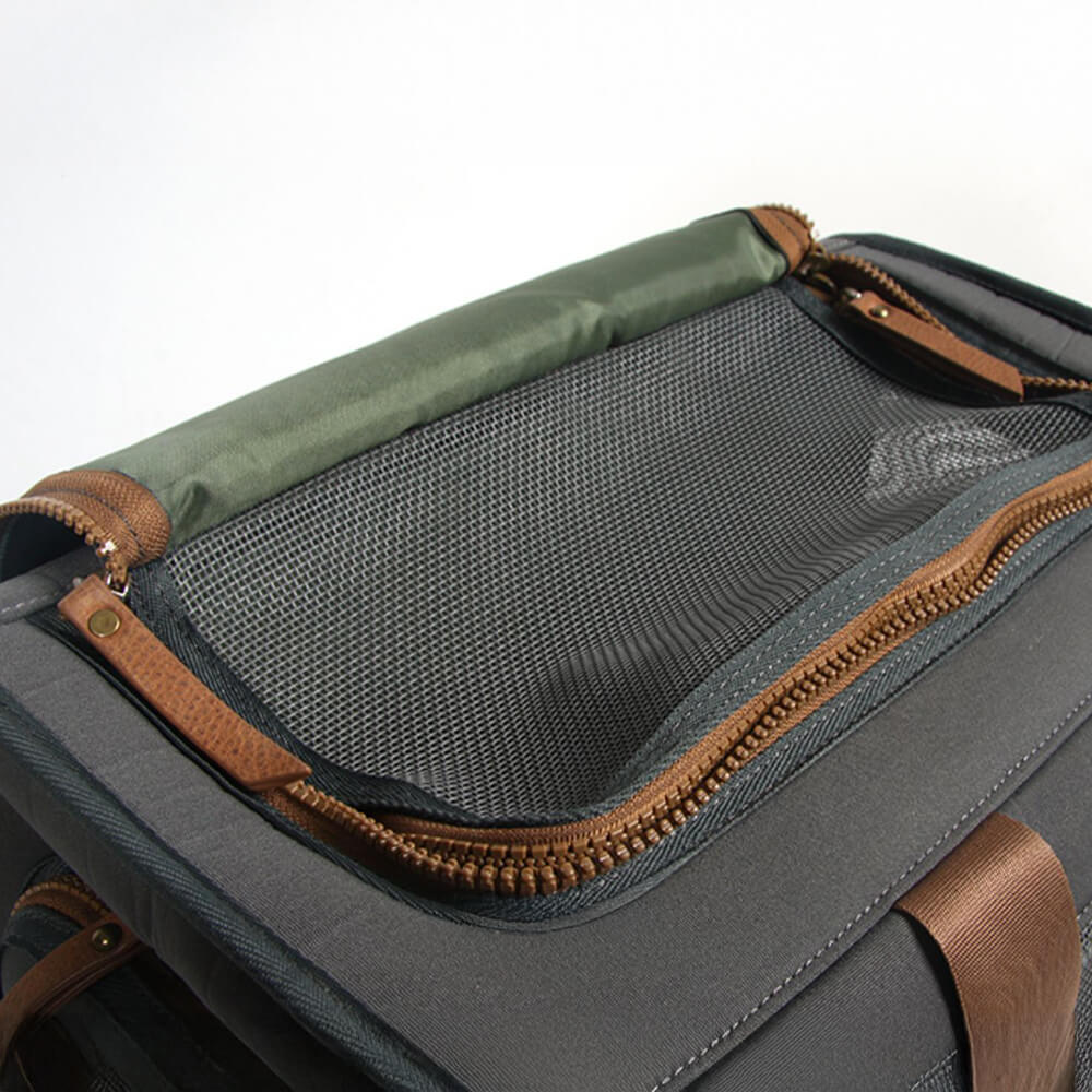 Sac à dos de transport pour animaux de compagnie en toile imperméable et respirante bicolore
