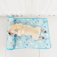 Tapis pour chien en soie glacée respirante et rafraîchissante série Océan avec oreiller
