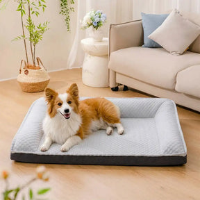 Lit pour chien en soie glacée avec soutien pour le cou, antidérapant, grand espace de refroidissement.