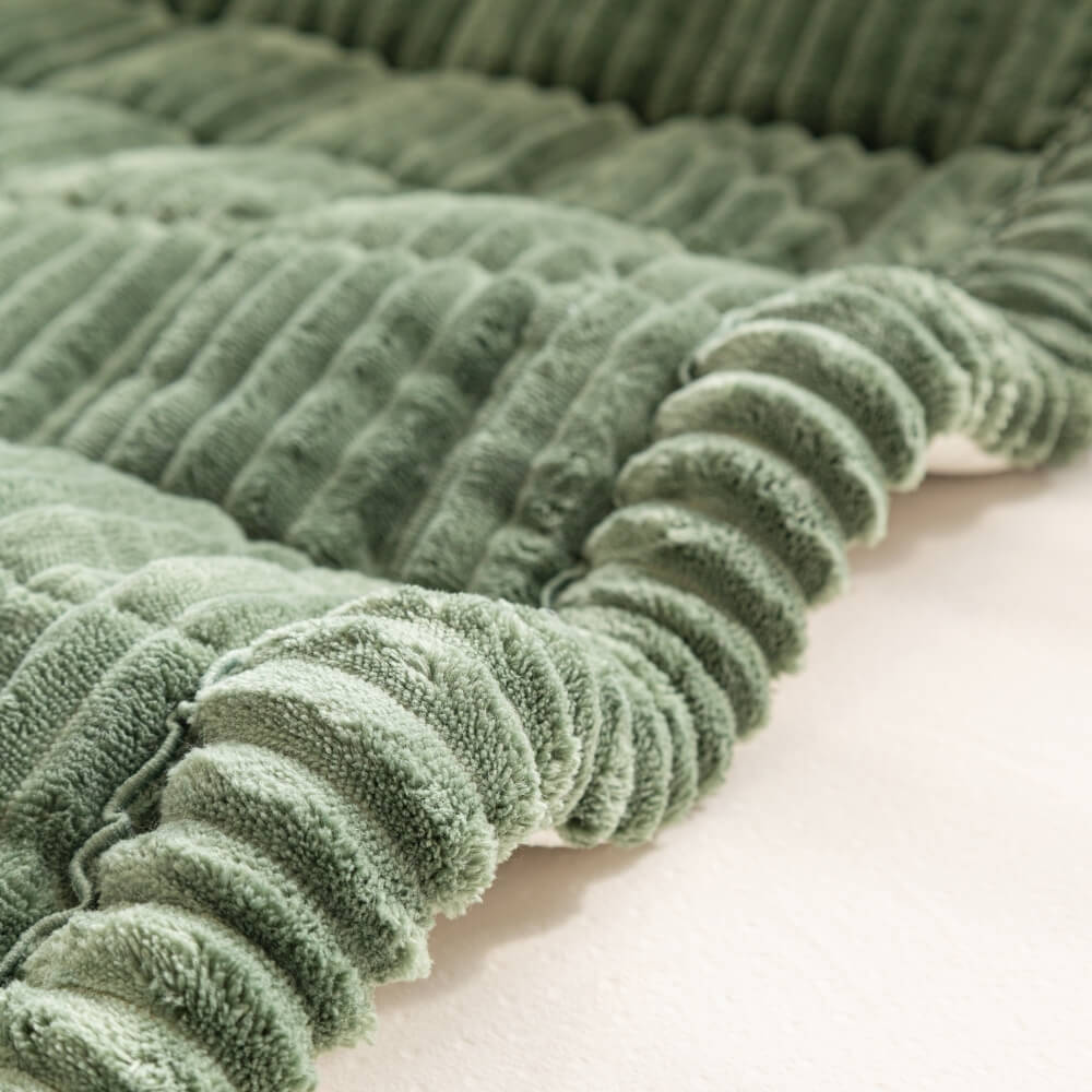 Matelas pour animaux en flanelle doux et paresseux, respirant, avec protection anti-dérapante pour canapé sectionnel.