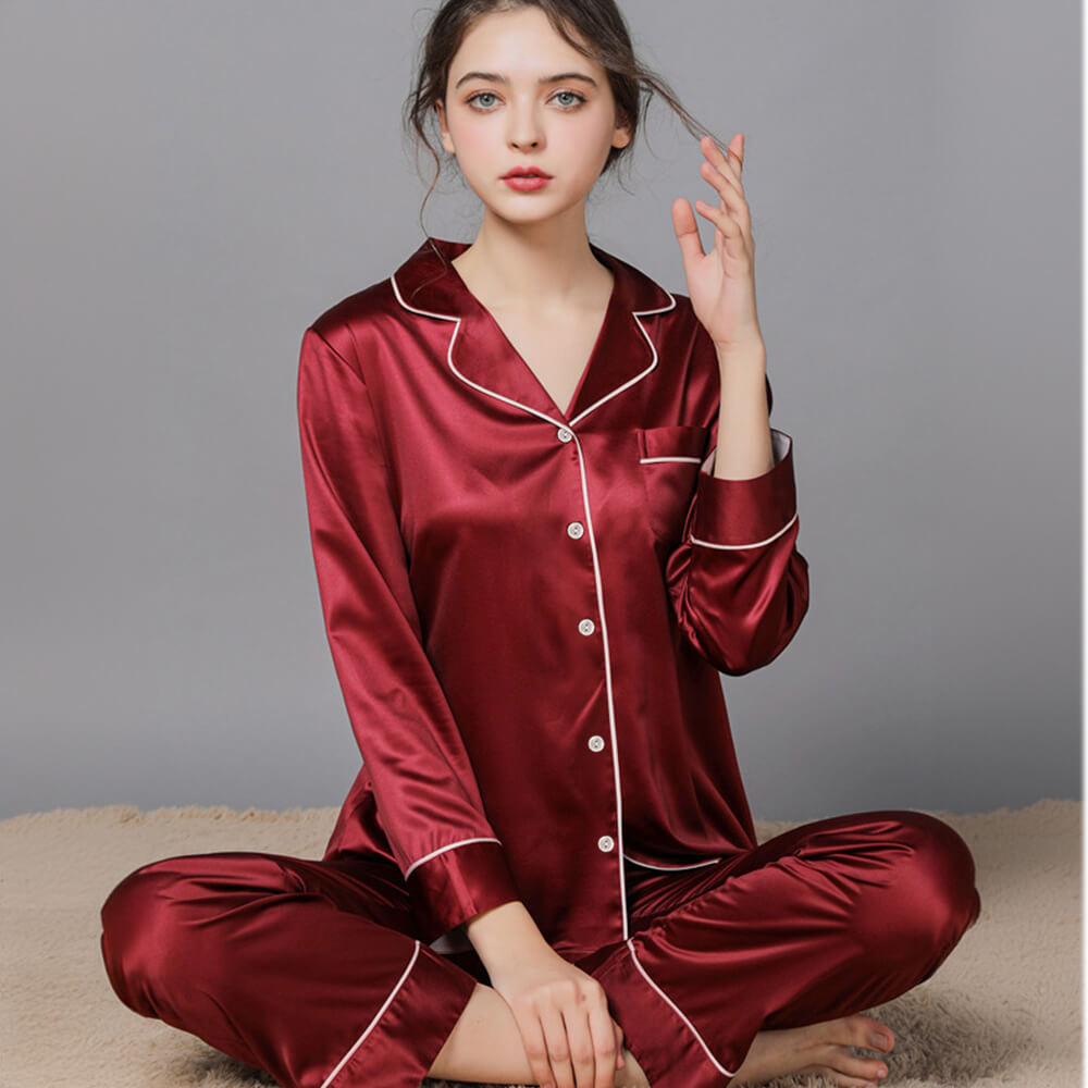 Ensemble Pyjama Long Satin Luxe pour Couples Confortable