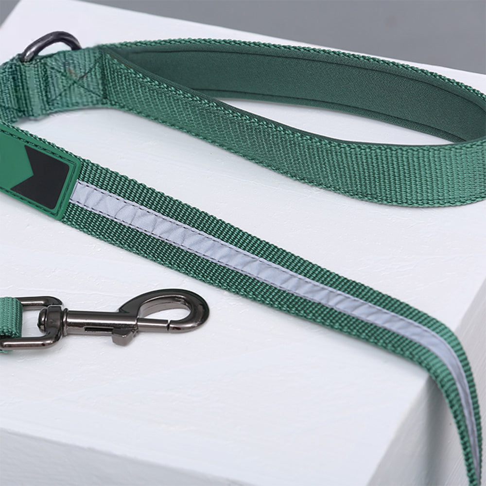 Harnais pour chien en nylon réglable réfléchissant sans tirage avec collier et laisse