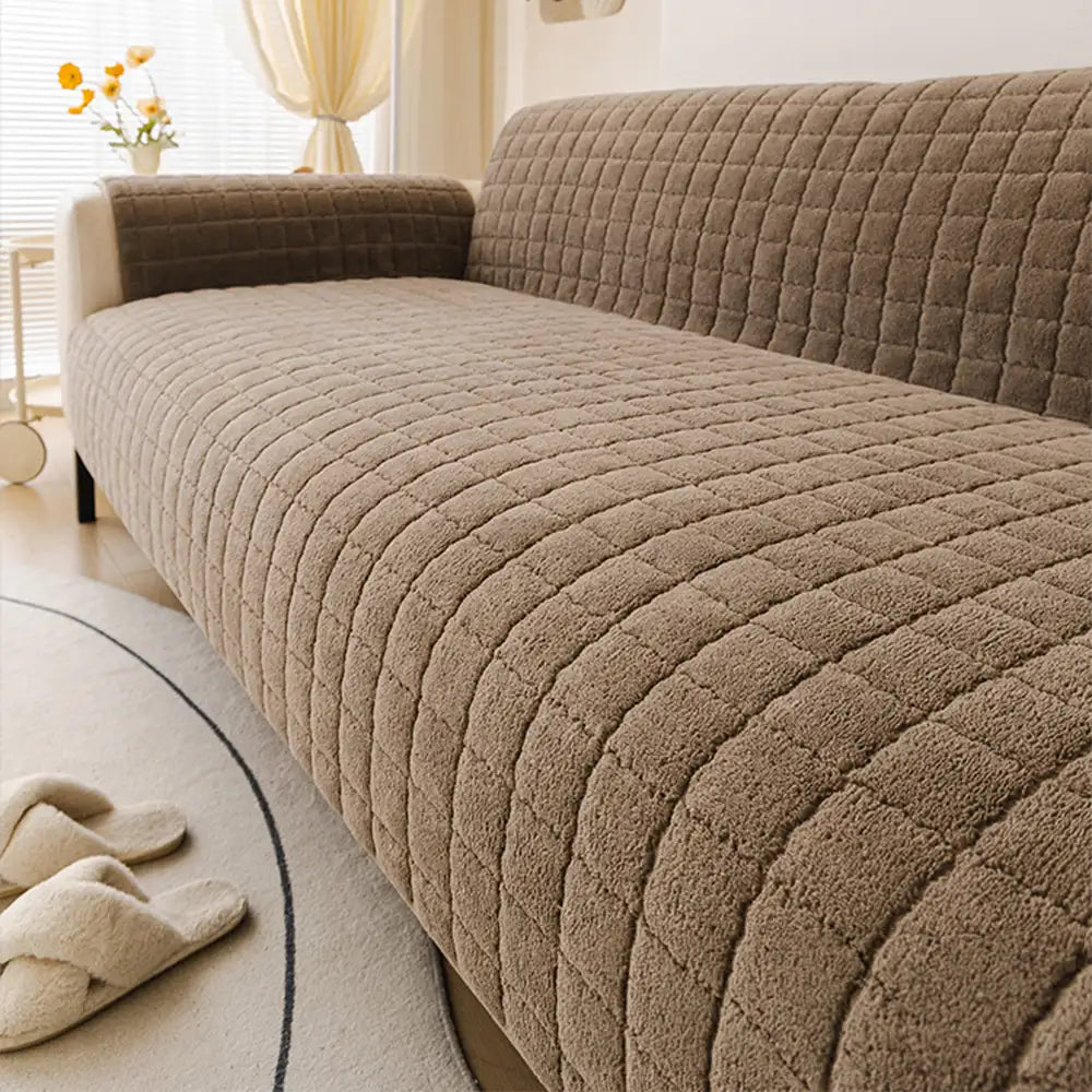 Housse de canapé courte en peluche douce pour animaux de compagnie, protection anti-dérapante.