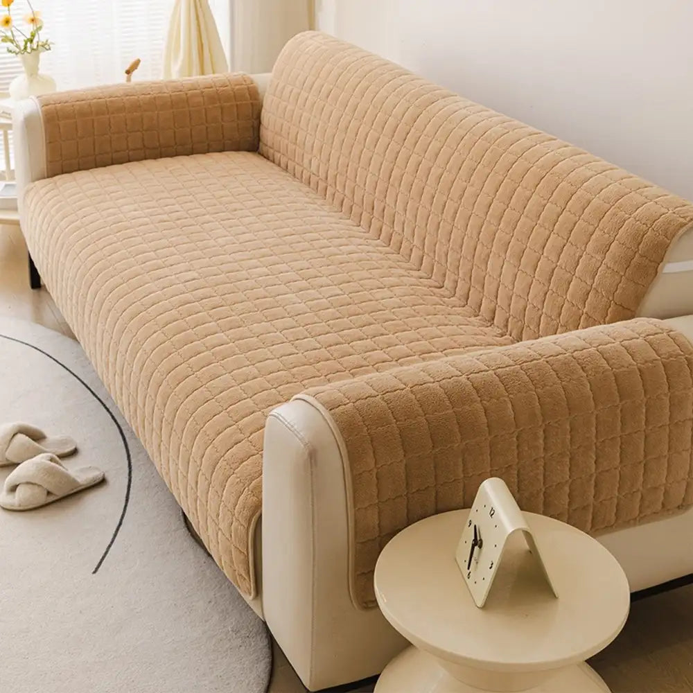 Housse de canapé courte en peluche douce pour animaux de compagnie, protection anti-dérapante.