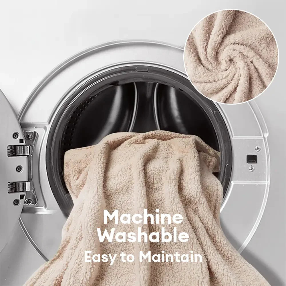 Couverture pour animaux en polaire confortable, chaude et multifonctionnelle.